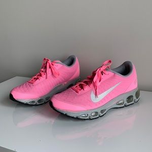 Bright Pink Nike Air Max!